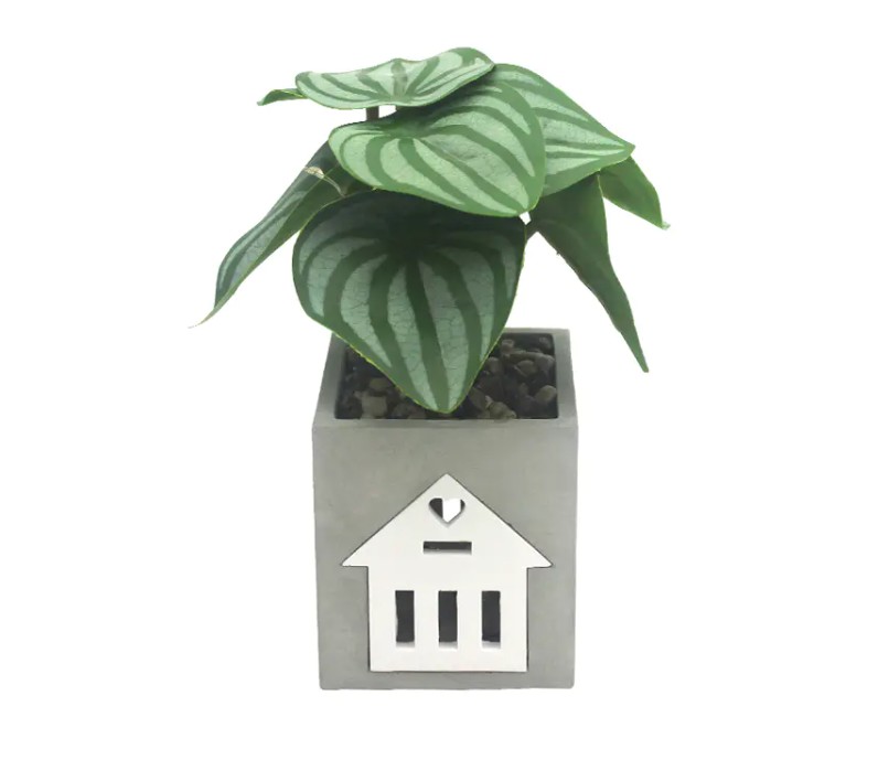 Je LED cementová lampa kompatibilní s inteligentními domácími systémy pro hlasové ovládání a automatizaci?